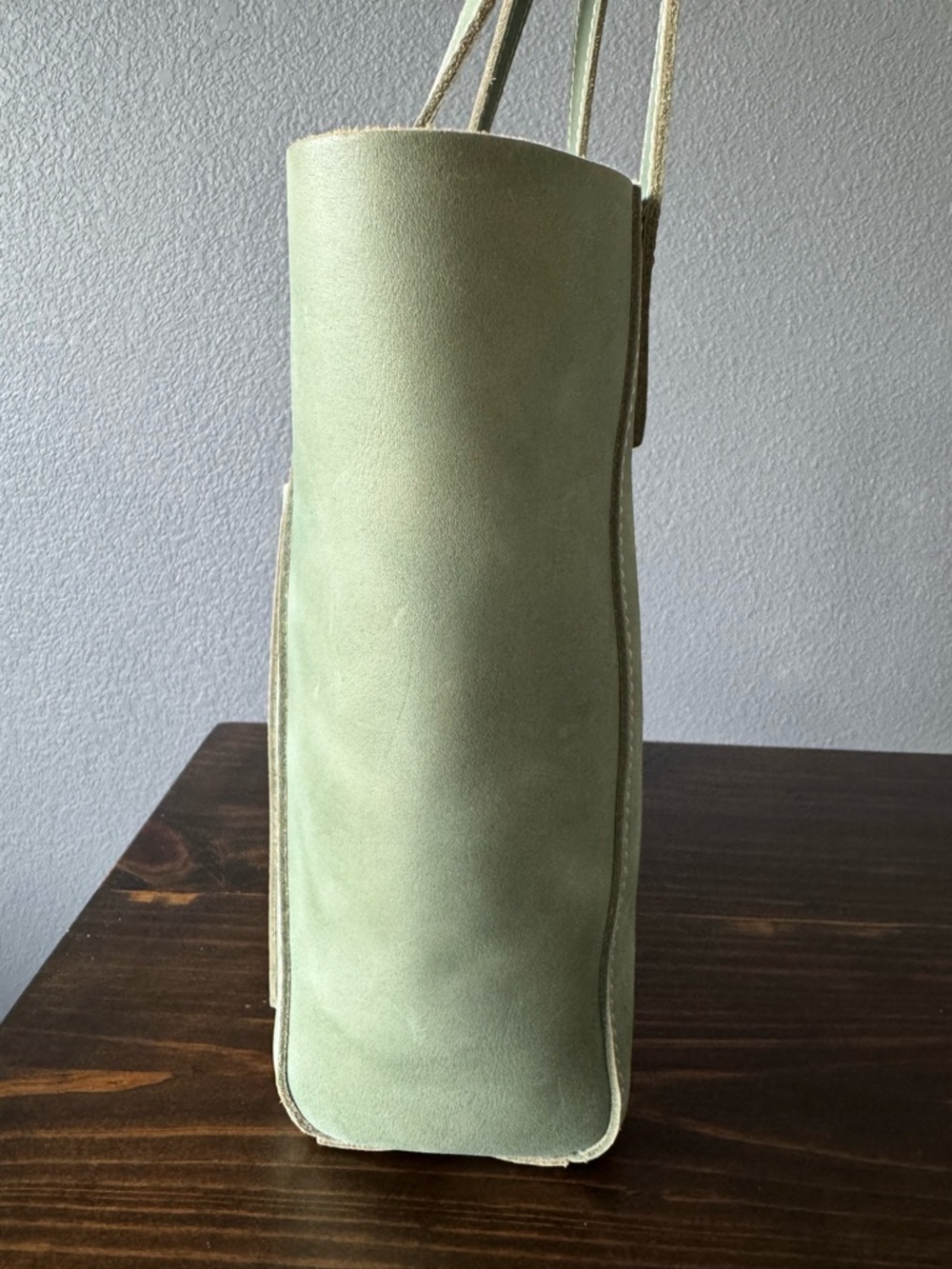 Portland Leather Large Cucumber Juliette Tote - Picture 8 of 9